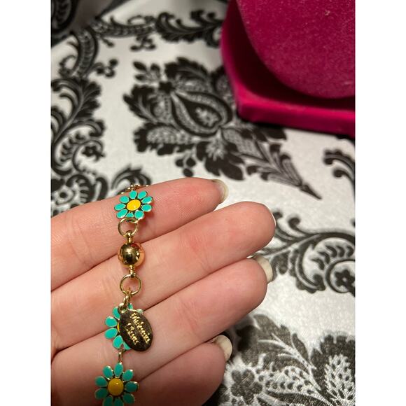 Melania Clara aqua blue daisy necklace - Picture 3 of 4